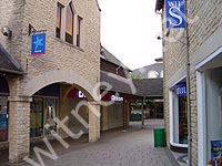 Woolgate Shopping Centre in Witney