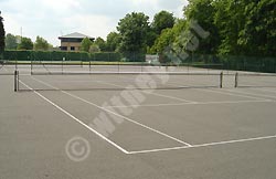 Tennis courts in Witney